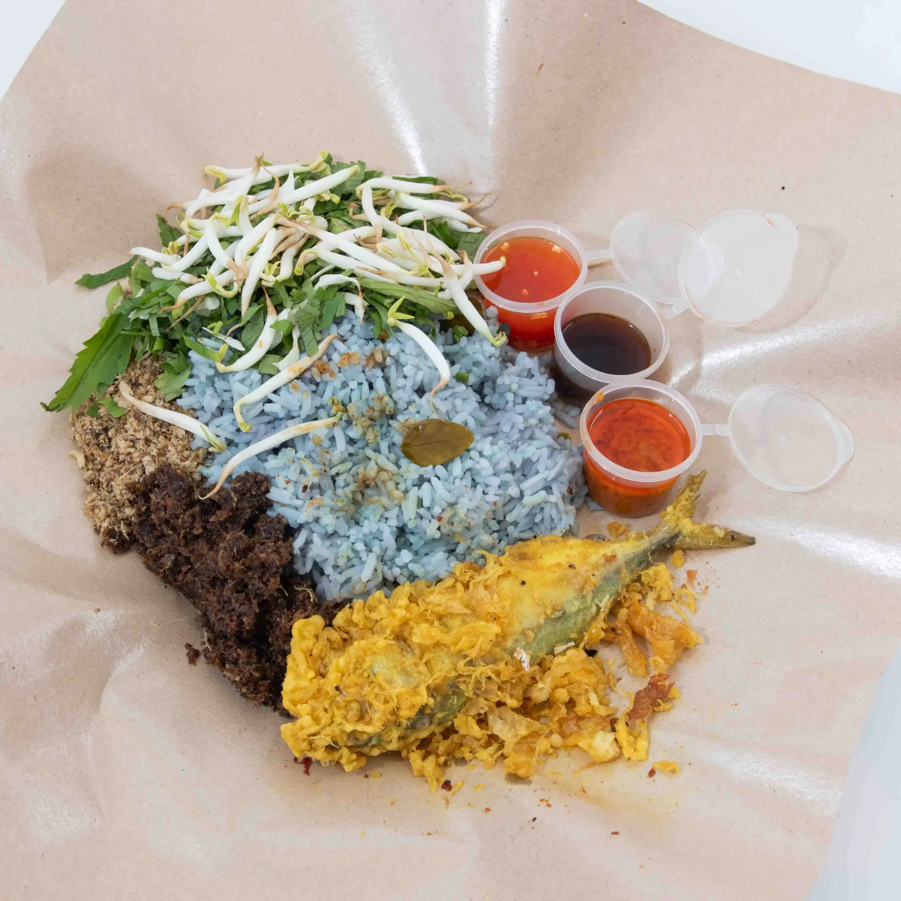 Nasi Kerabu Ikang  Celup Tepung